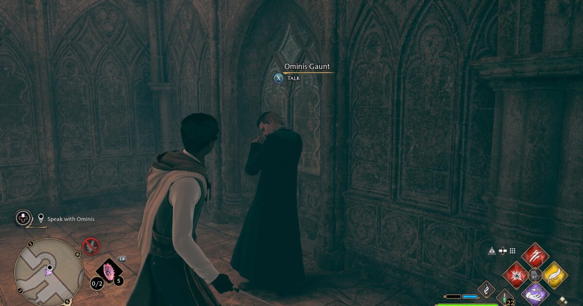 Sebastian e Ominis in un corridoio sotterraneo di Hogwarts con una porta sigillata Gamescafe Sebastian e Ominis in un corridoio sotterraneo di Hogwarts con una porta sigillata