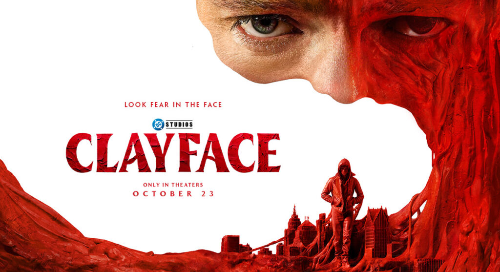 Poster di Clayface in bianco e rosso con un volto che si deforma sopra il profilo di Gotham