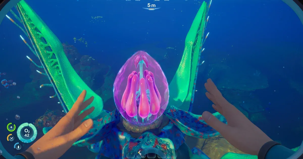 Il sottomarino di Subnautica 2 in un ambiente oceanico misterioso